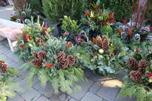 Load image into Gallery viewer, Xmas 12in Mixed Container Liner Forest Elegance