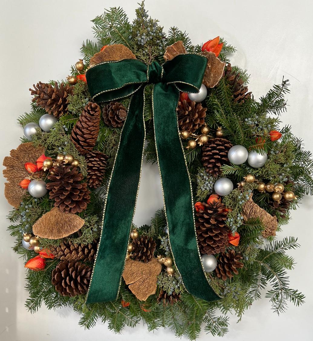 Wreath Hand Decorated 24in Yuletide Harmony